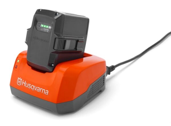 Husqvarna QC330 Charger