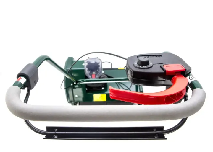 Allett Liberty 43 Self Propelled Battery Lawn Mower (Kit) 3 Allett Liberty 43 Self Propelled Battery Lawn Mower (Kit)