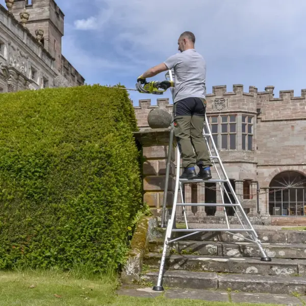 Hendon HPM Three Leg Adjustable Tripod Ladders