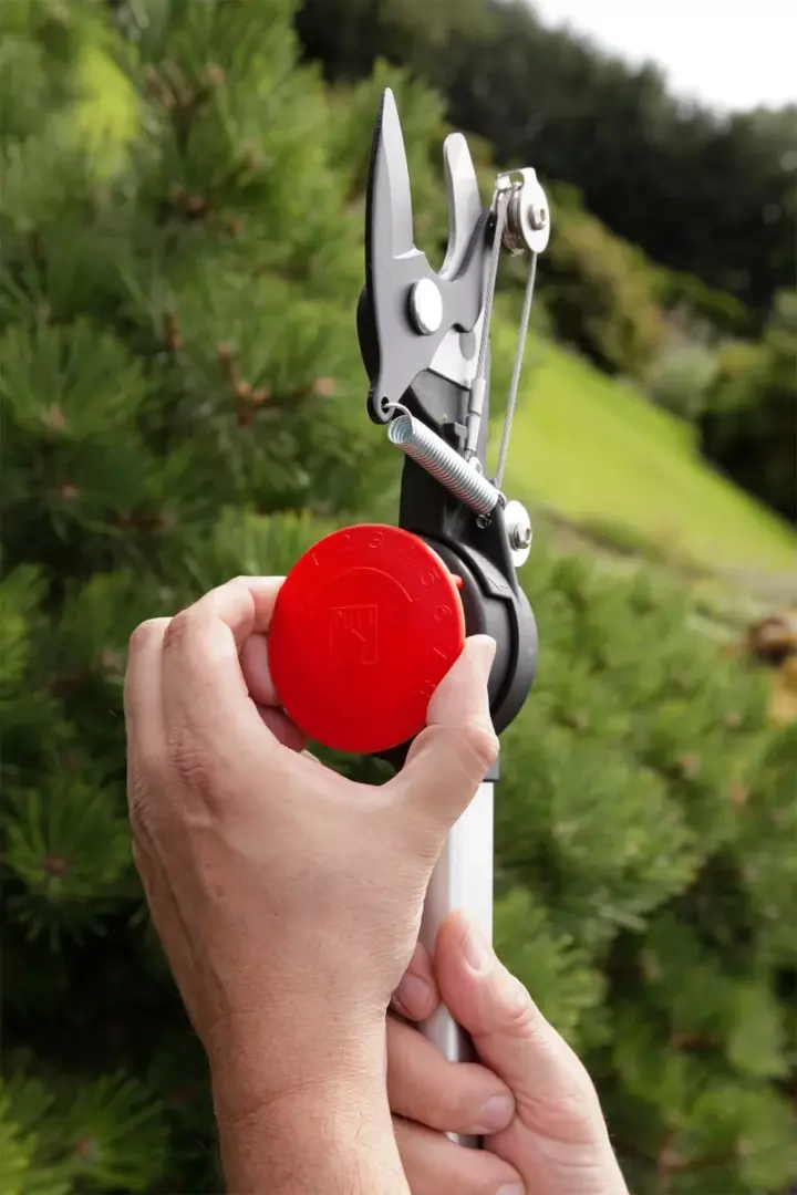 Spear & Jackson Razorsharp Long Reach Cutter 2 Spear & Jackson Razorsharp Long Reach Cutter