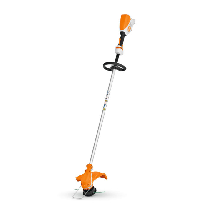 STIHL FSA 60 R Battery Strimmer 1 STIHL FSA 60 R Battery Strimmer