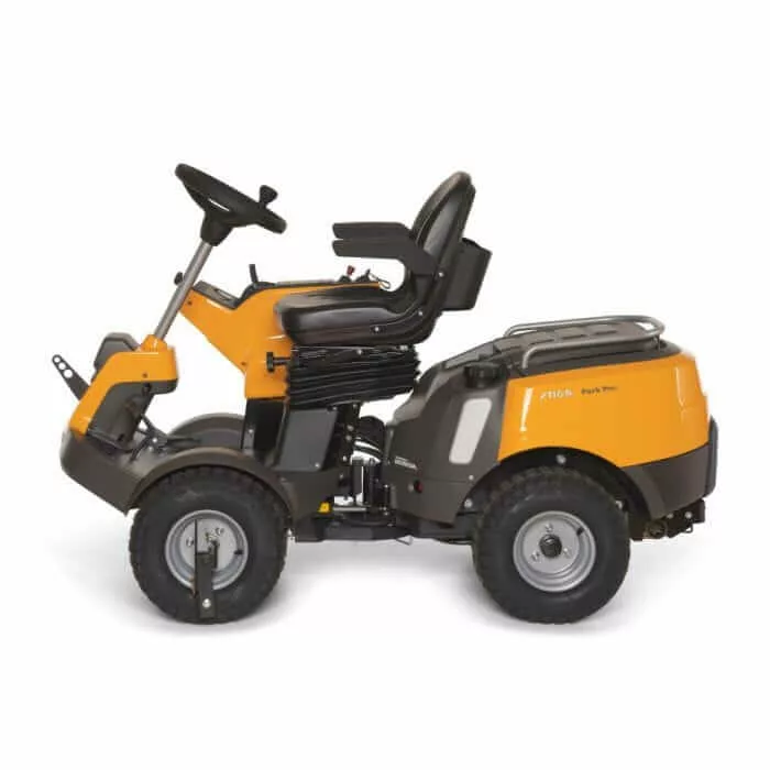 Stiga Park Pro 900 WX Petrol Out Front Mower