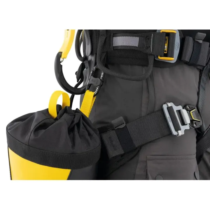 Petzl MINO Karabiner With Accessories