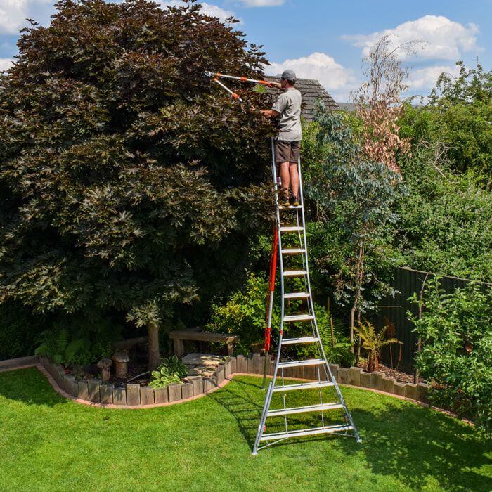 Henchman Fully Adjustable PRO Tripod Ladder
