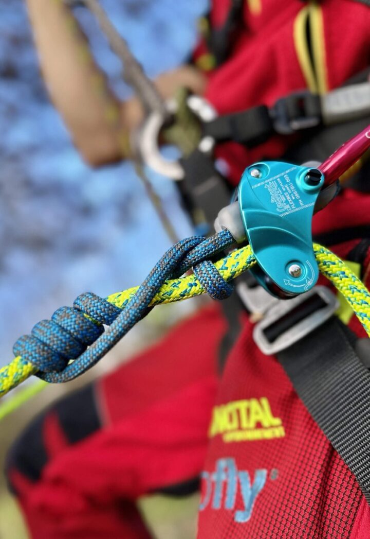 Courant Flexbee 2 Lanyard Kit 3 Courant Flexbee 2 Lanyard Kit