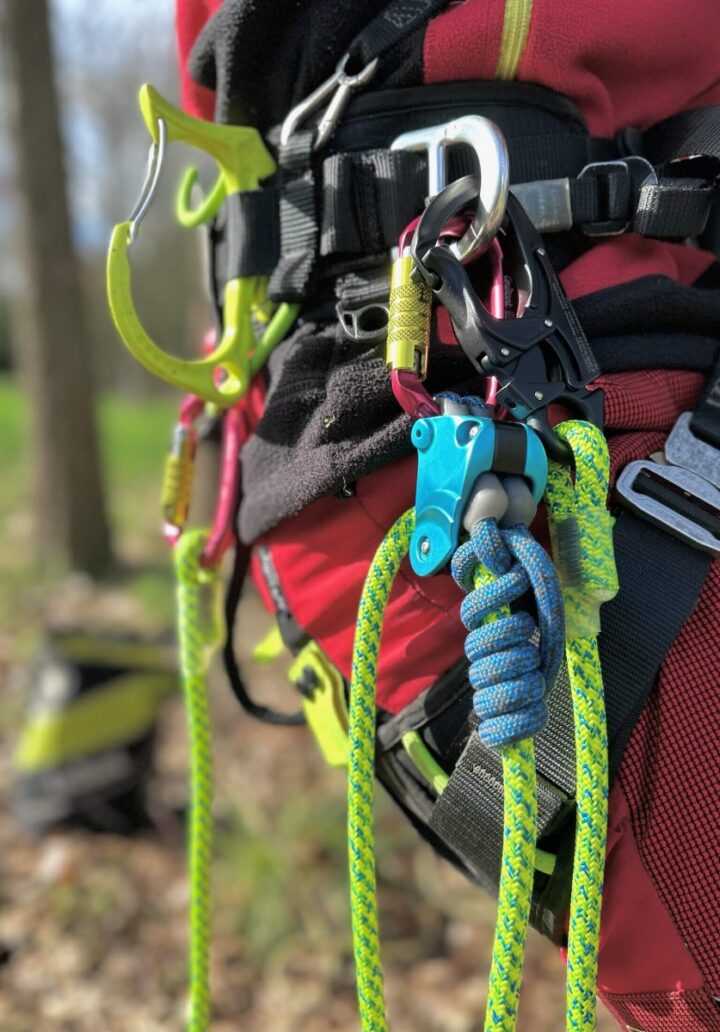Courant Flexbee 2 Lanyard Kit 4 Courant Flexbee 2 Lanyard Kit
