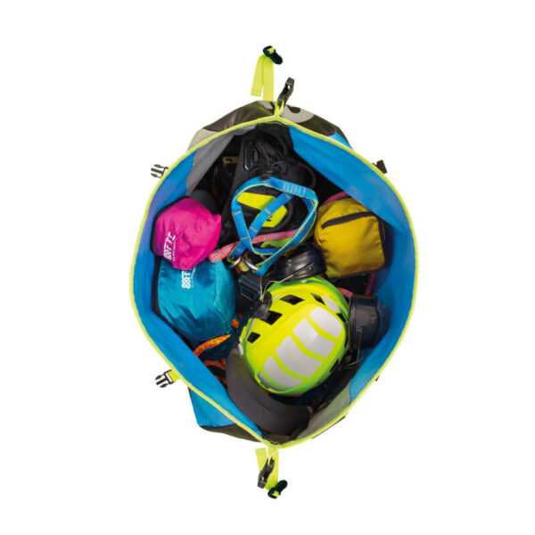 ftc_duffle_kit_bag_-_60l_capacity4_1