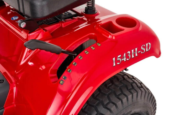 Mountfield 1543H-SD Ride On Lawn Tractor 5 Mountfield 1543H-SD Ride On Lawn Tractor