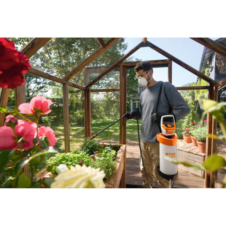 STIHL SGA 30 Battery Sprayer 8 STIHL SGA 30 Battery Sprayer
