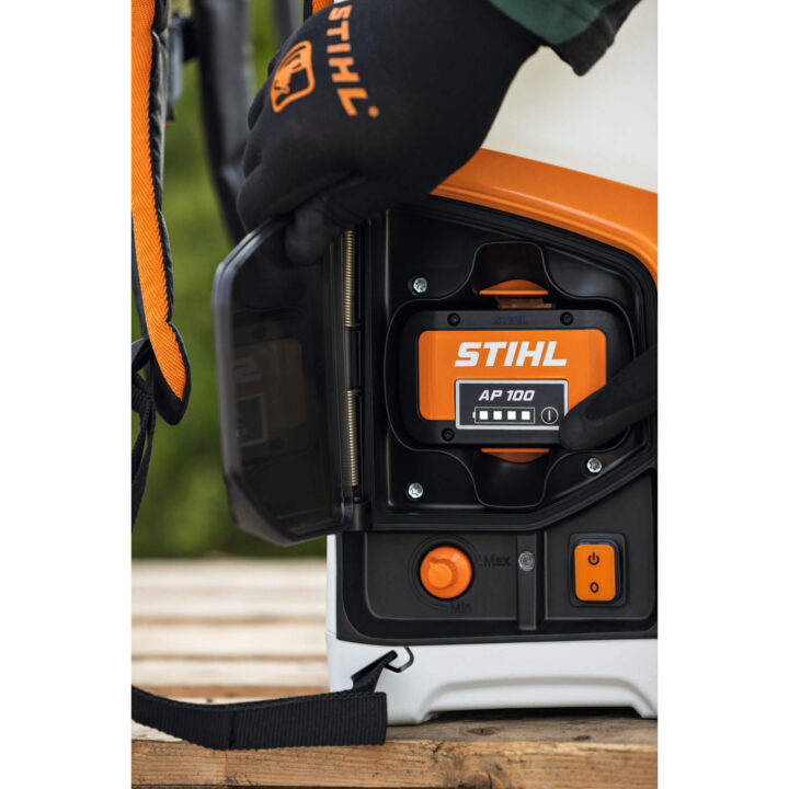 STIHL SGA 85 Battery Sprayer 5 STIHL SGA 85 Battery Sprayer